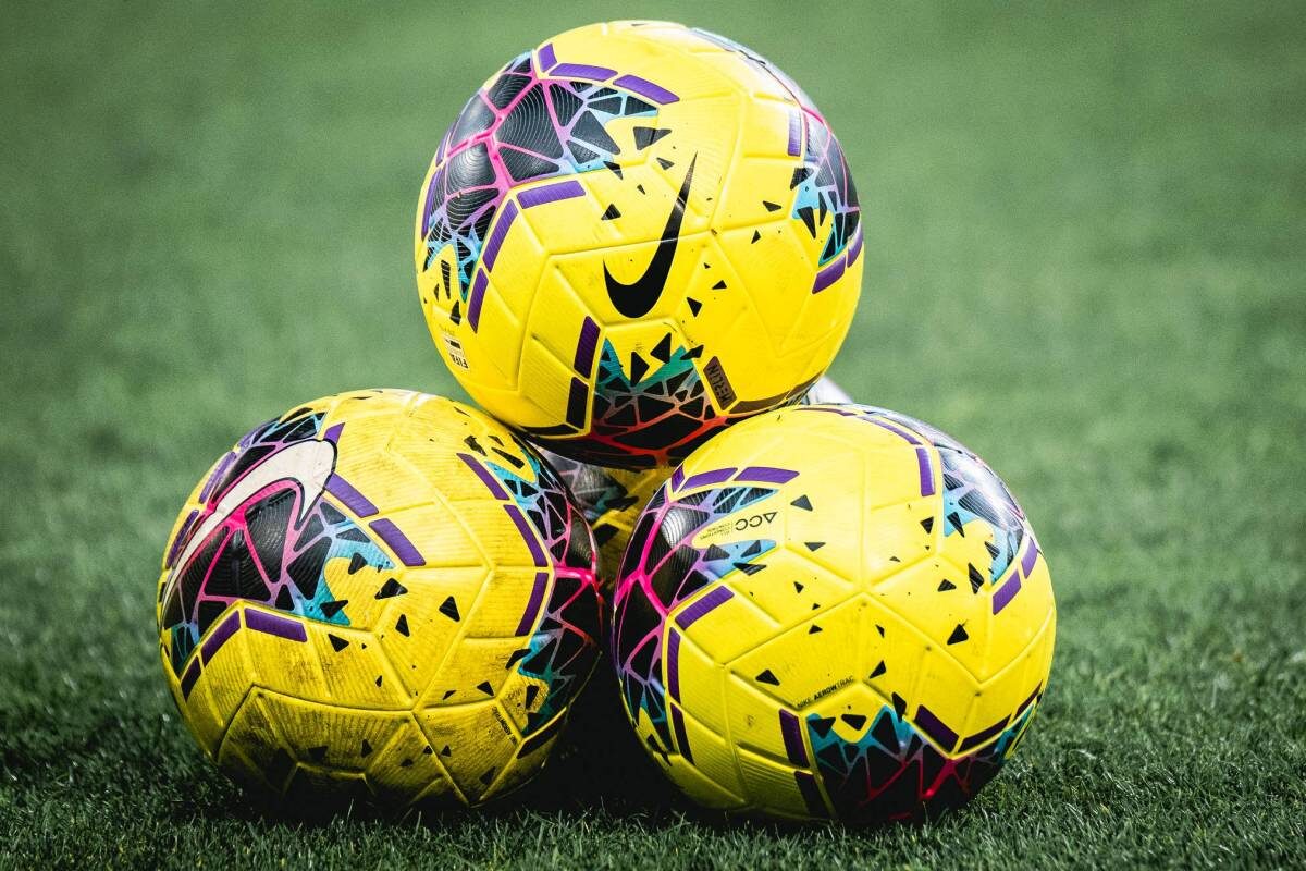 Футбольная встреча: Брайтон — Фулхэм. Полный аналитический обзор матча 16 июля, разбор и прогнозы