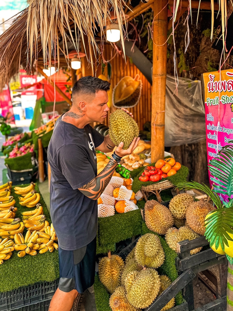 Вот несколько интересных фактов о дуриане: