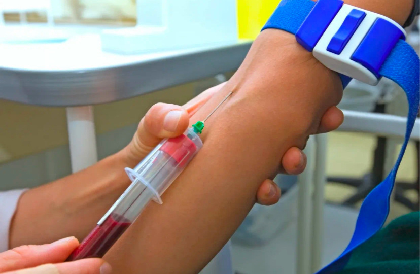 «Взятие крови или анаконда🐍 в вену»