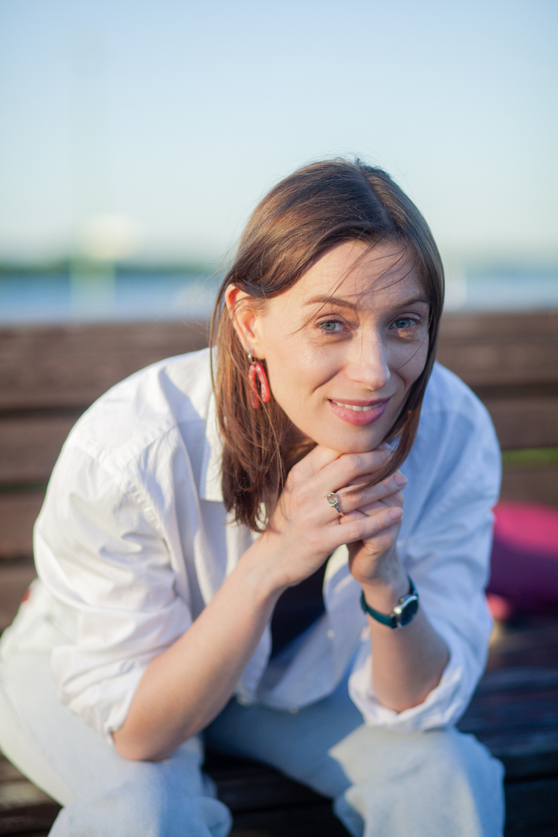 Аффтар греется на солнышке, чего и вам желает! 