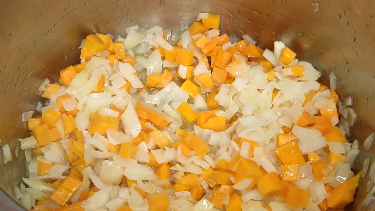 Кабачковая икра на зиму. Фото автора.