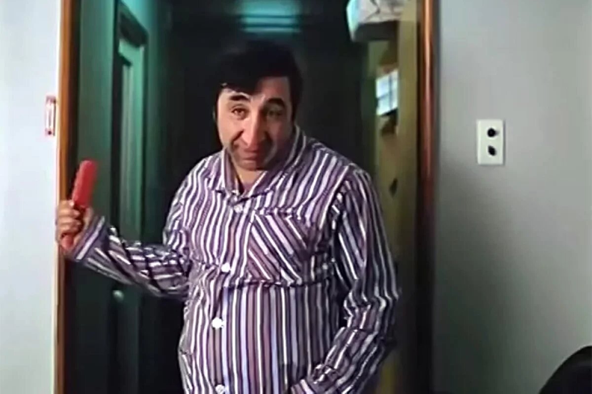    Фрунзик Мкртчян в фильме «Мимино», 1977 г.