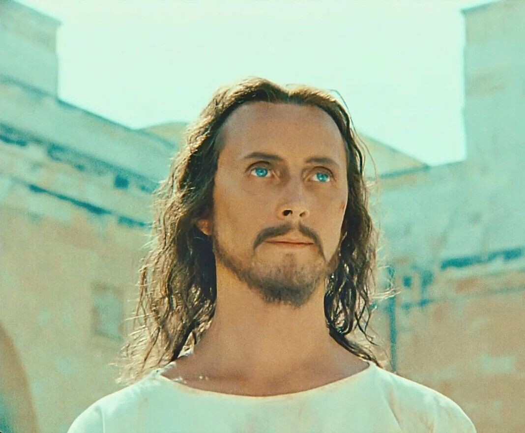 Николай Бурляев в роли Иешуа Га-Ноцри (к/ф «Мастер и Маргарита», режиссёр Ю. Кара)