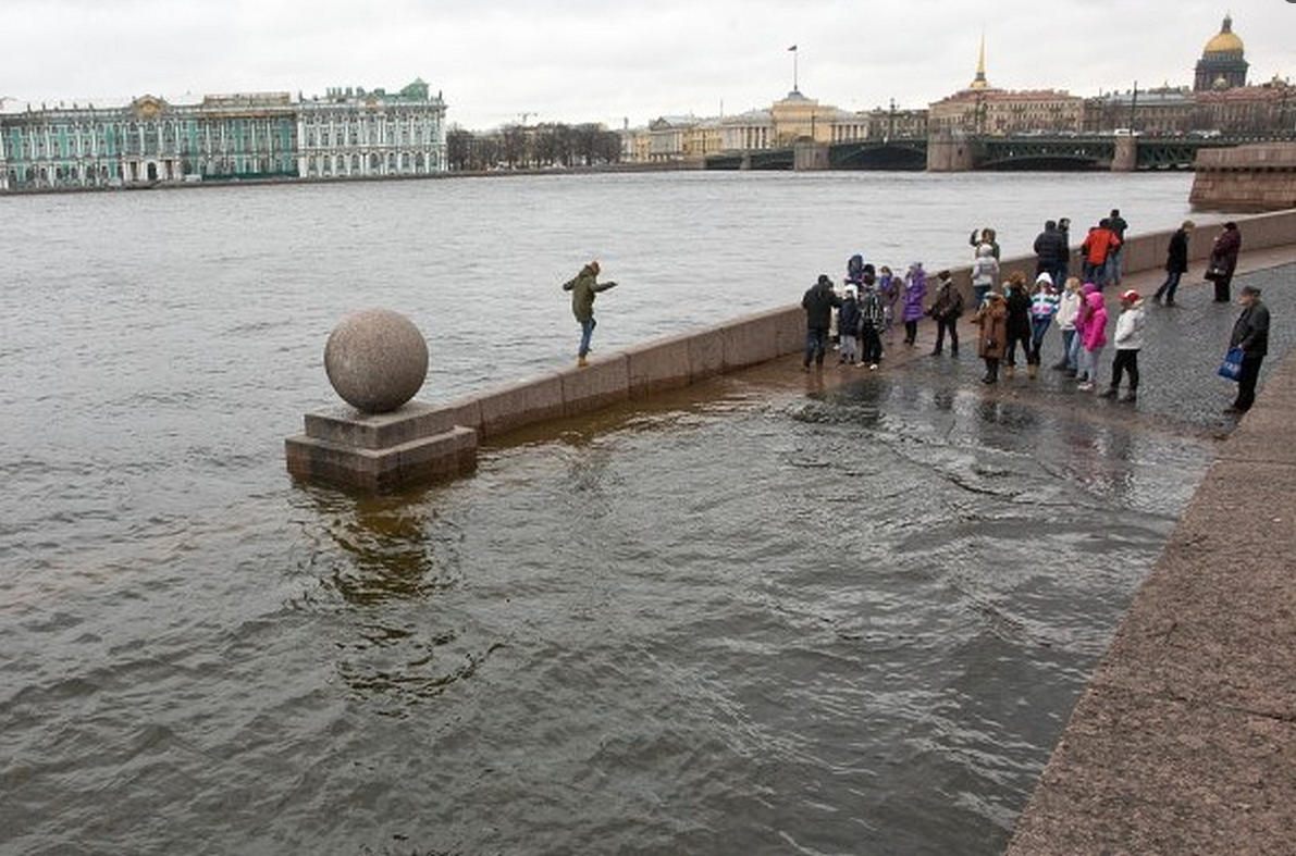 В Питере под утро 4 июля вода подниматься до 170–190 см