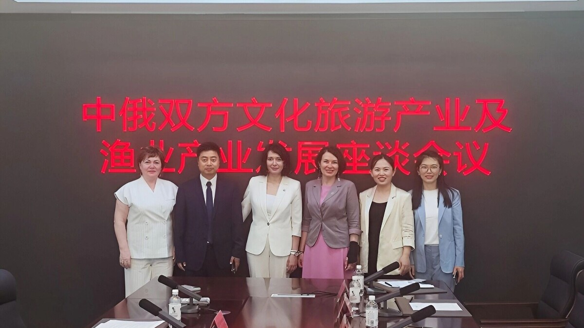     Источник: Туристический форум открыл новые горизонты для российско-китайского туризма