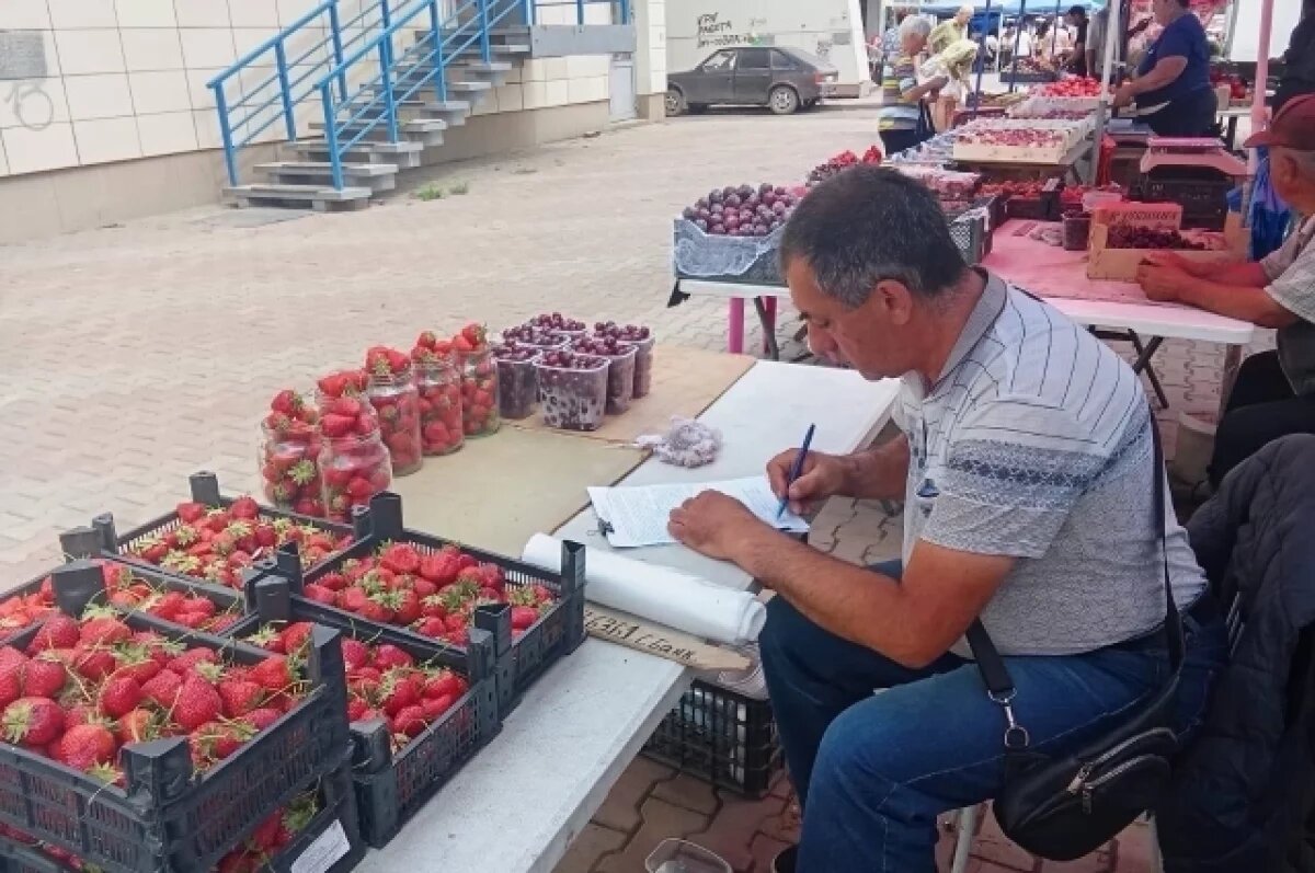    В Красноярске борются с незаконной торговлей на ул. 9 Мая