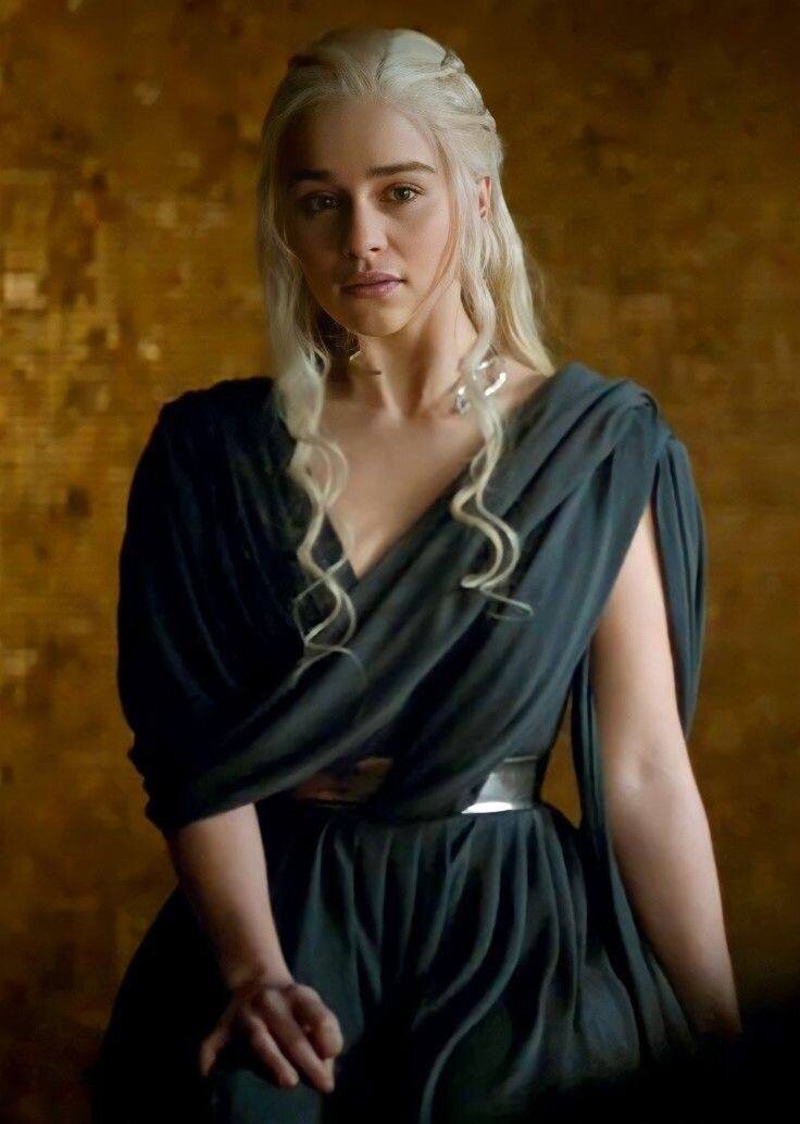 Эмилия Кларк