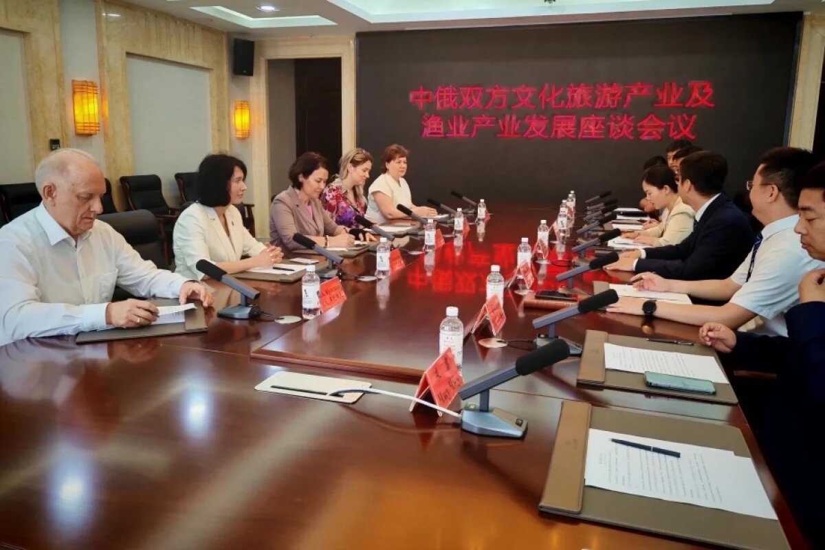    Хабаровск договорился о развитии трансграничного туризма с Фуюанем