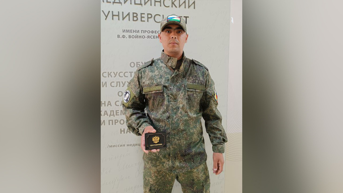     Студент КрасГМУ уже три года помогает военным в зоне СВО