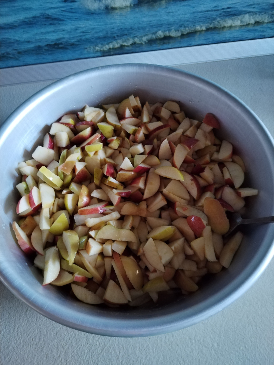 Будет варенье яблочное. 