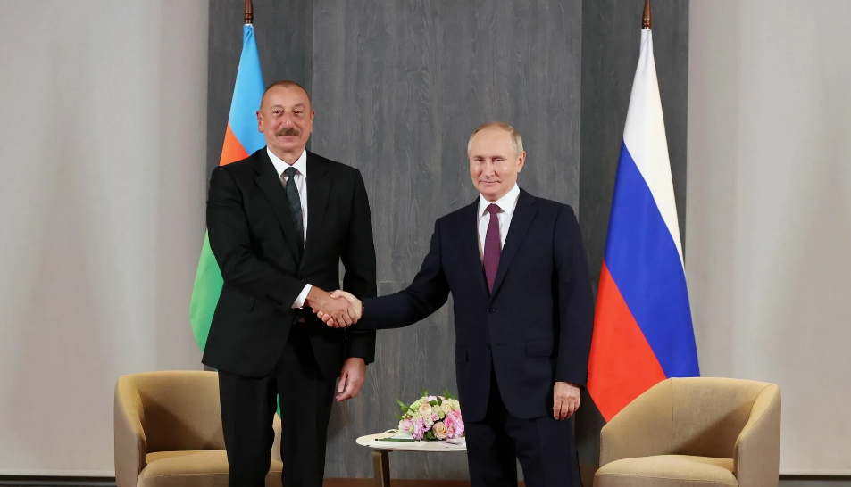 Президенты Алиев и Путин