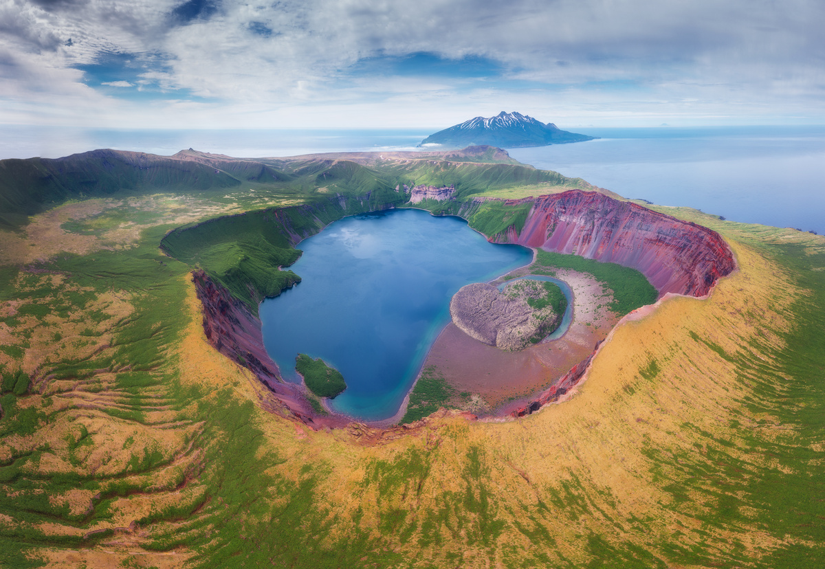 Вулкан Заварицкого 