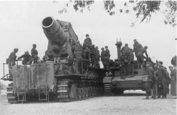 600-мм самоходная мортира Karl Gerät 040 (собственное имя - "Один") в районе Бреста, 1941 год