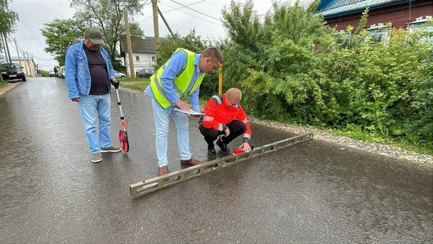    В Лянгасово обновили улицу Марьино и тротуары на Спортивной