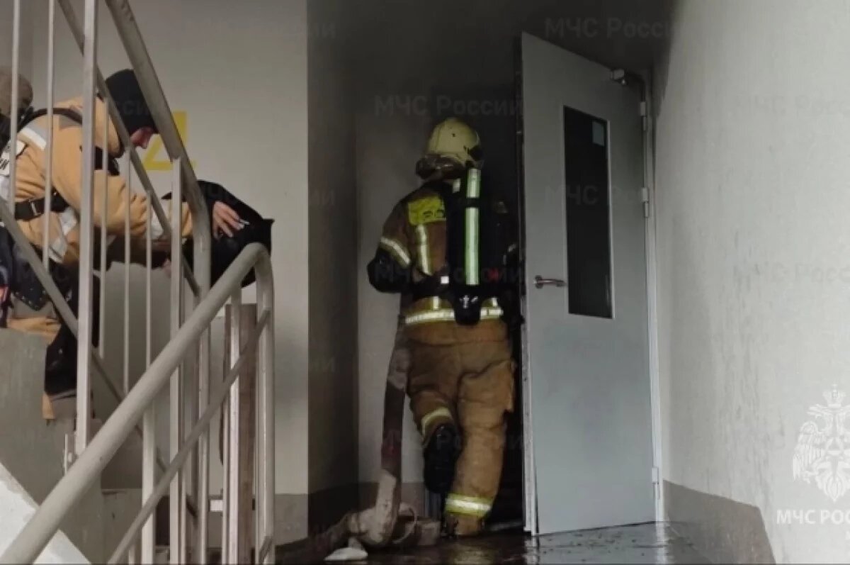    15 пожаров потушили за сутки свердловские спасатели