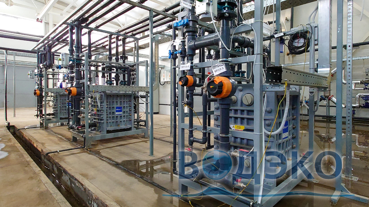 Установки для получения сверхчистой воды на промышленном предприятии