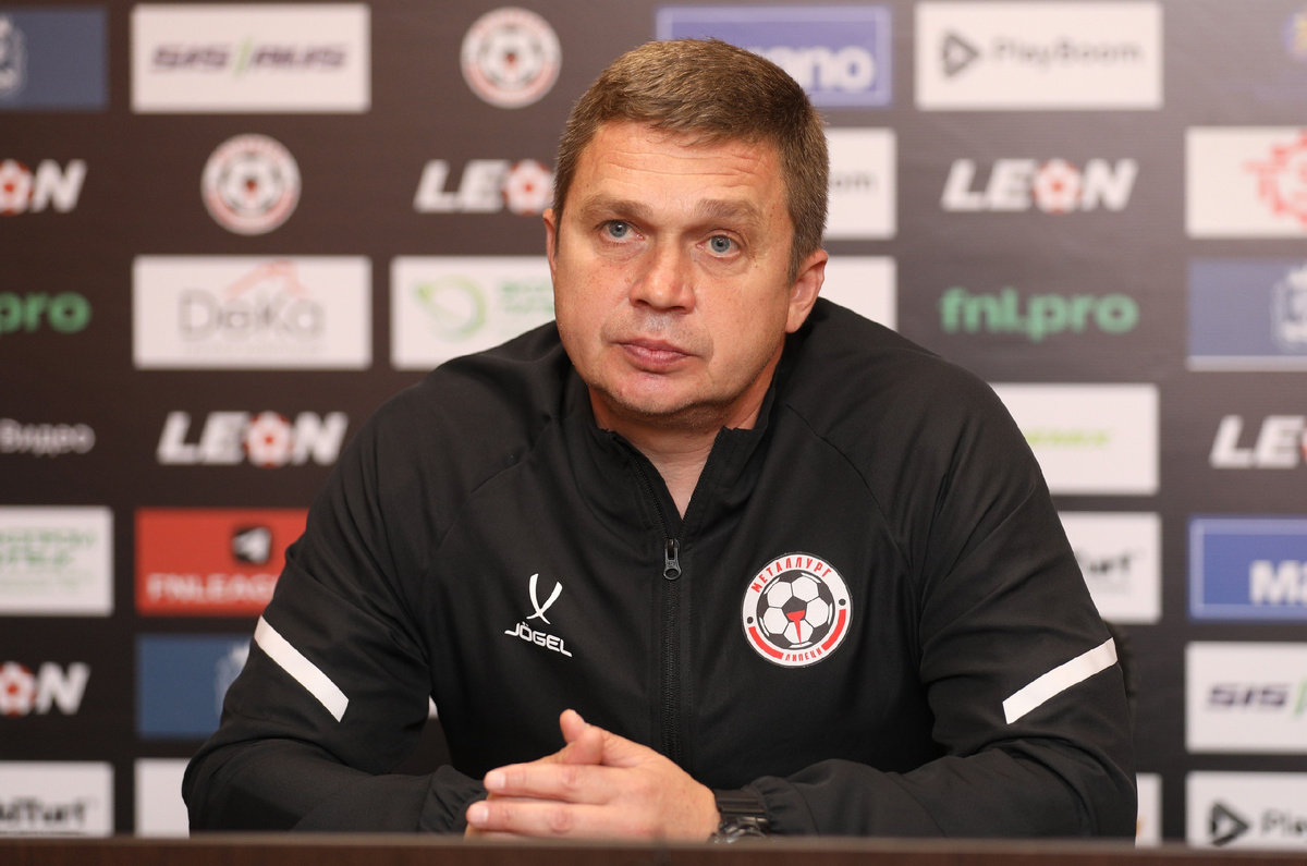 Дмитрий Бугаков – главный тренер ФК «Металлург». Фото: пресс-служба ФК «Металлург»