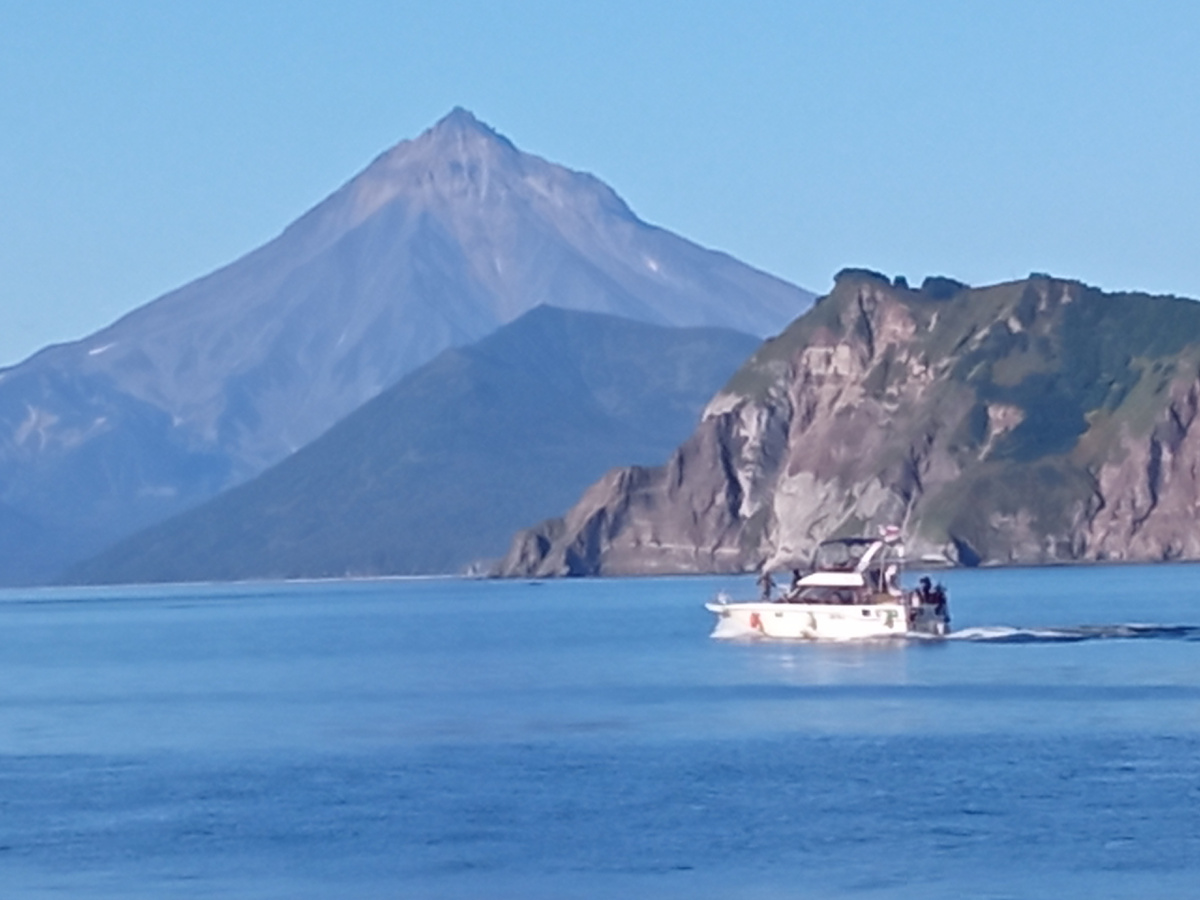 НАШ  КОРАБЛИК БЫЛ ПОМОЩНЕЕ