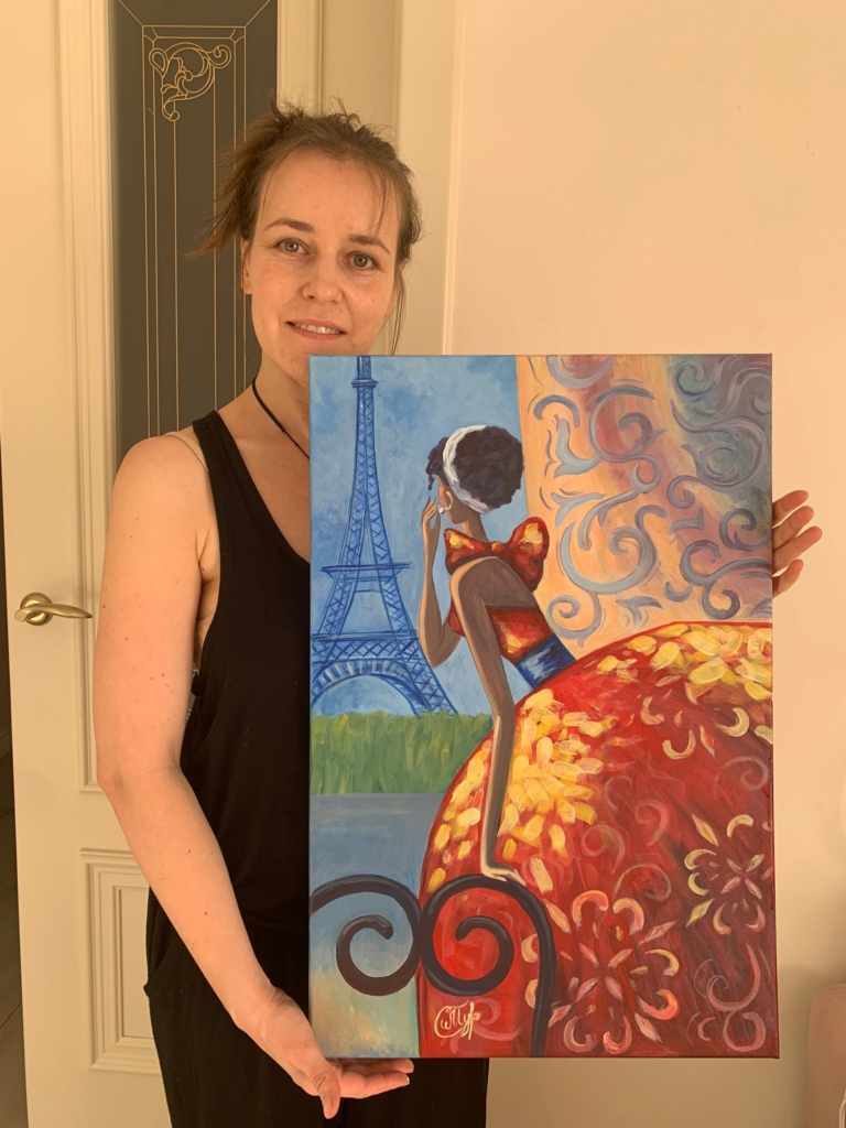 Детская мечта о рисовании стала профессией Светланы, когда ей было за 30. Её талант «спал» много лет.