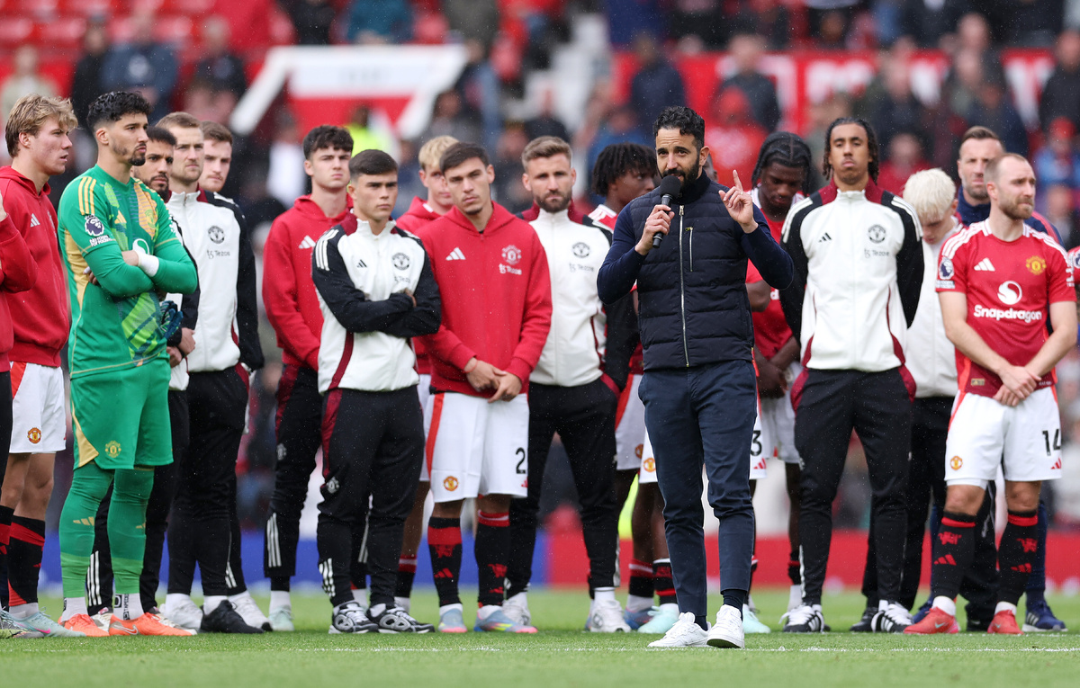    Футболисты "Манчестер Юнайтед"  Alex Livesey/Getty Images