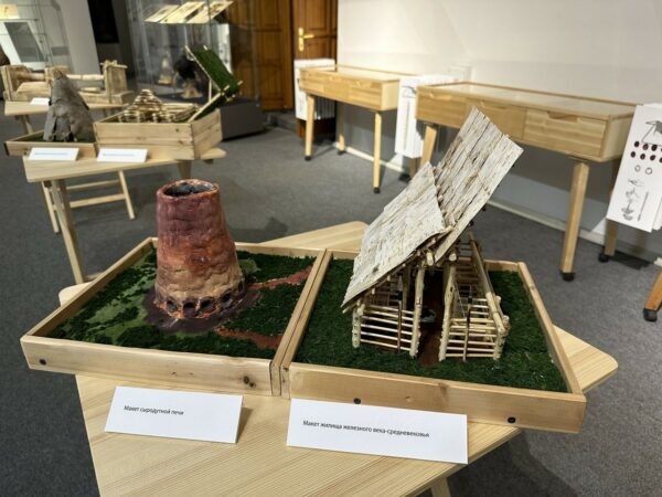 Интерактивное познавательное пространство в Музее природы и охраны окружающей среды / паблик Вконтакте «Тайны великих раскопок»