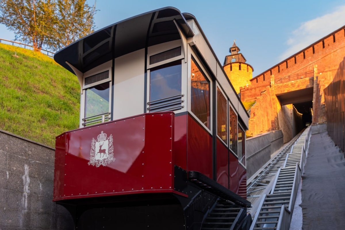    Торжественные церемонии бракосочетания пройдут на площадке нижегородского фуникулера в День семьи, любви и верности