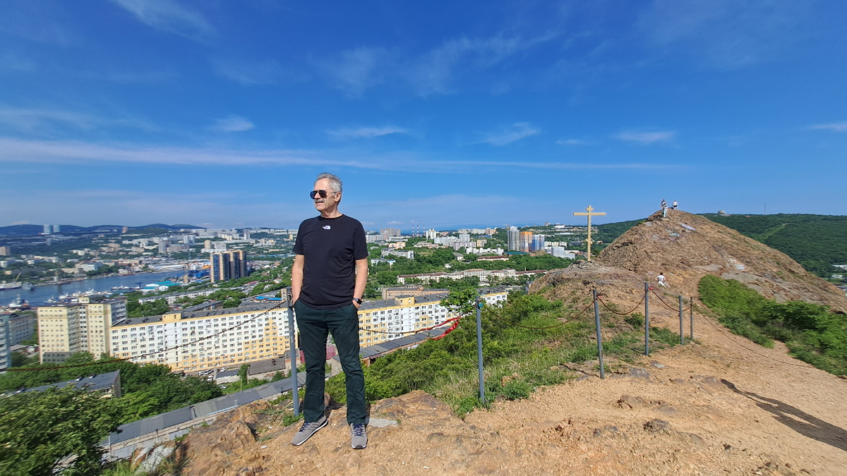 На вершине сопки Бурачки