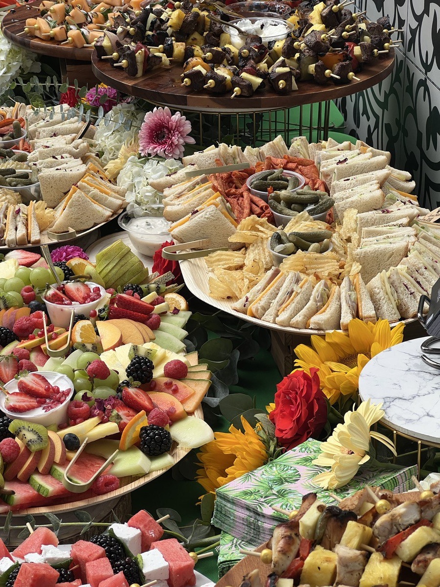 Праздничный стол в Америке. Лос-Анджелес