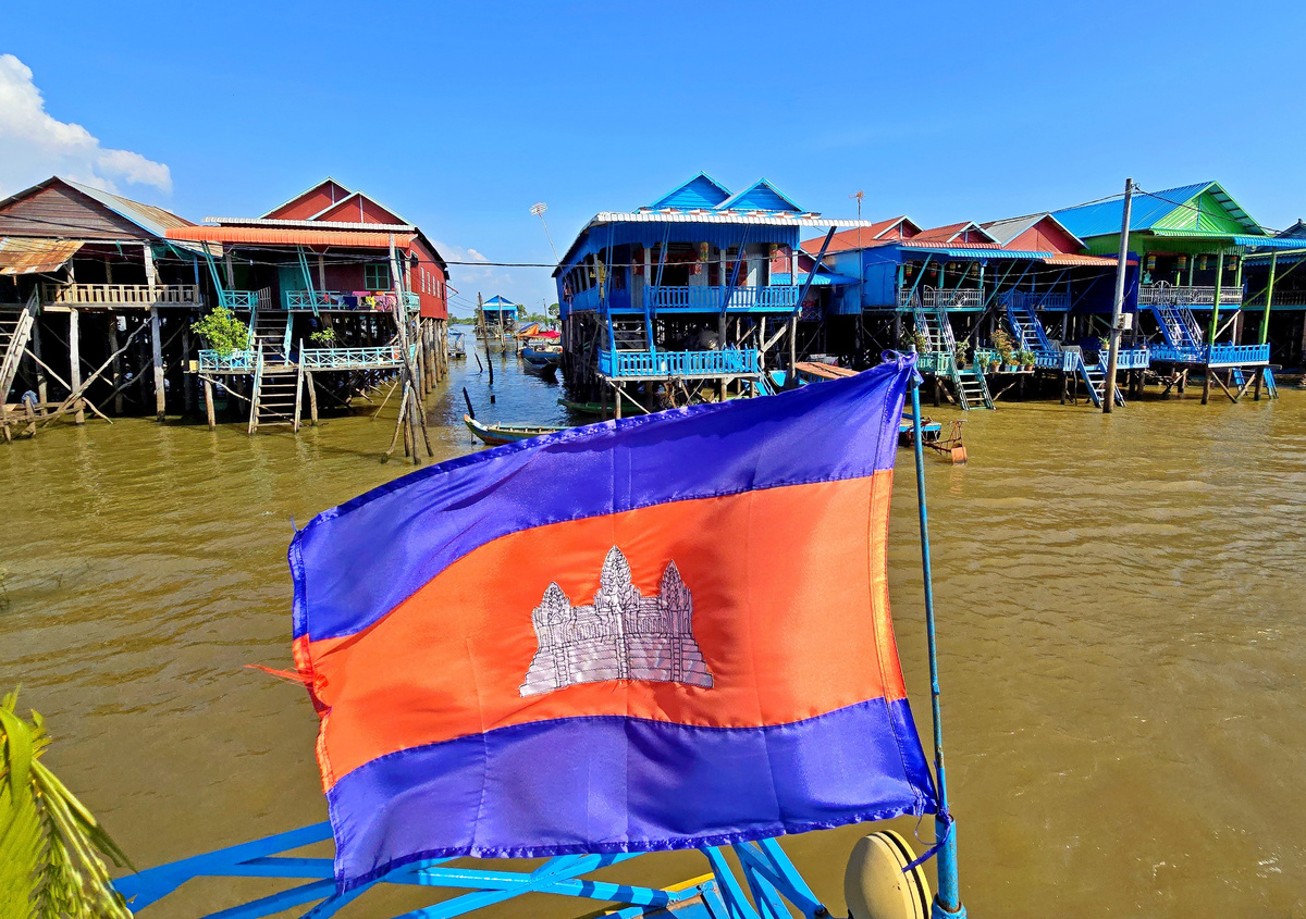 Домики на сваях - пристанище беглецов