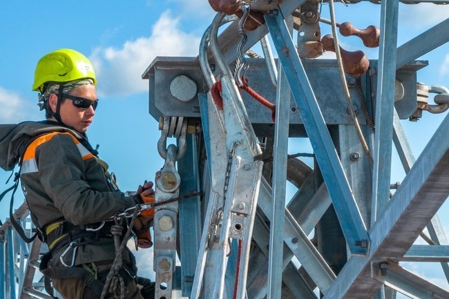    Электромонтер электричество