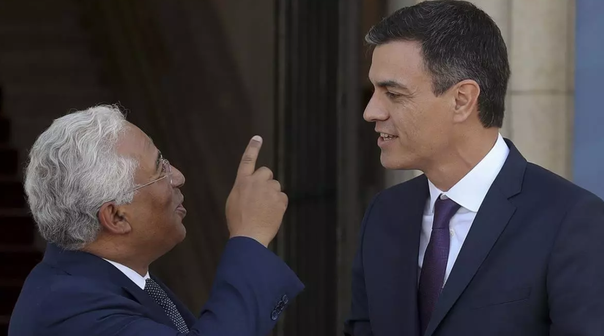 На фото: премьер-министр Португалии Антониу Кошта и президент правительства Испании Педро Санчес, 2018 год.