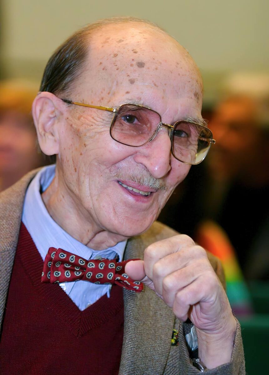 О.Г. Газенко: «Мне хотелось в жизни быть стройным, стать профессором и когда-нибудь носить галстук-бабочку непременно малинового цвета».