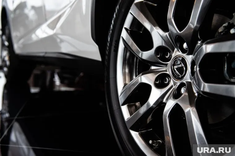 Покупатели стали более требовательны к выбору автомобилей
Фото: Анна Майорова © URA.RU