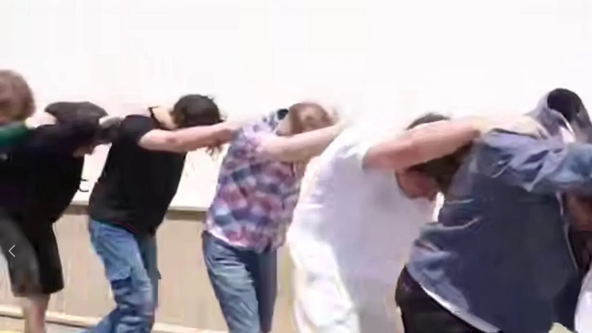    Русских задерживают по всему Баку. Скрин видео.