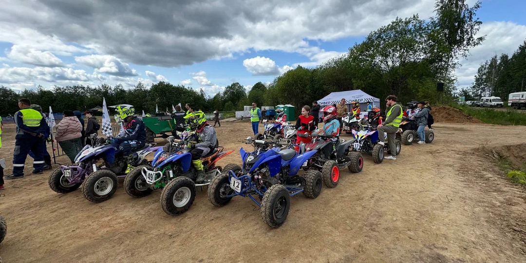 ВСЁ О СОРЕВНОВАНИЯХ НА КВАДРОЦИКЛАХ И МОТОКРОССЕ ДЛЯ ДЕТЕЙ И ПОДРОСТКОВ: ОТ А ДО Я
