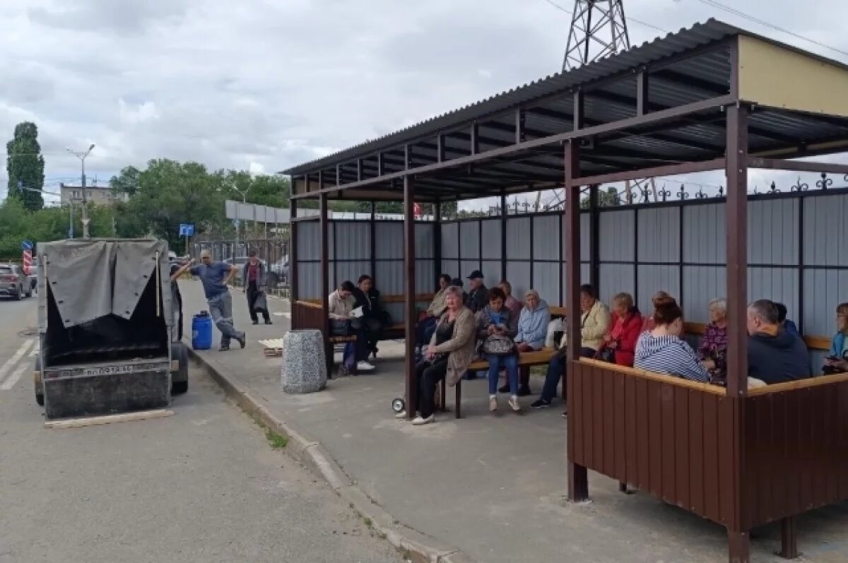    Для дачников Тольятти начали устанавливать новые автобусные остановки