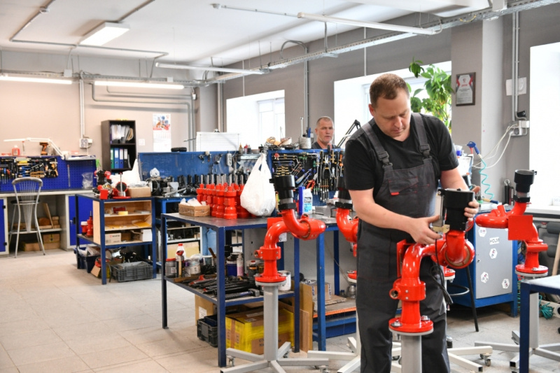    Глава Минпромторга России Антон Алиханов приехал в Карелию с рабочим визитомПравительство Карелии