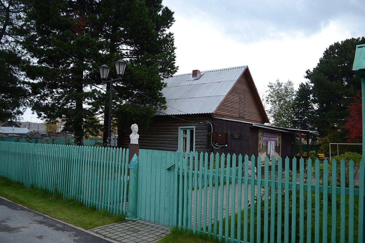 Дом, в котором жил Ф.Салманов.