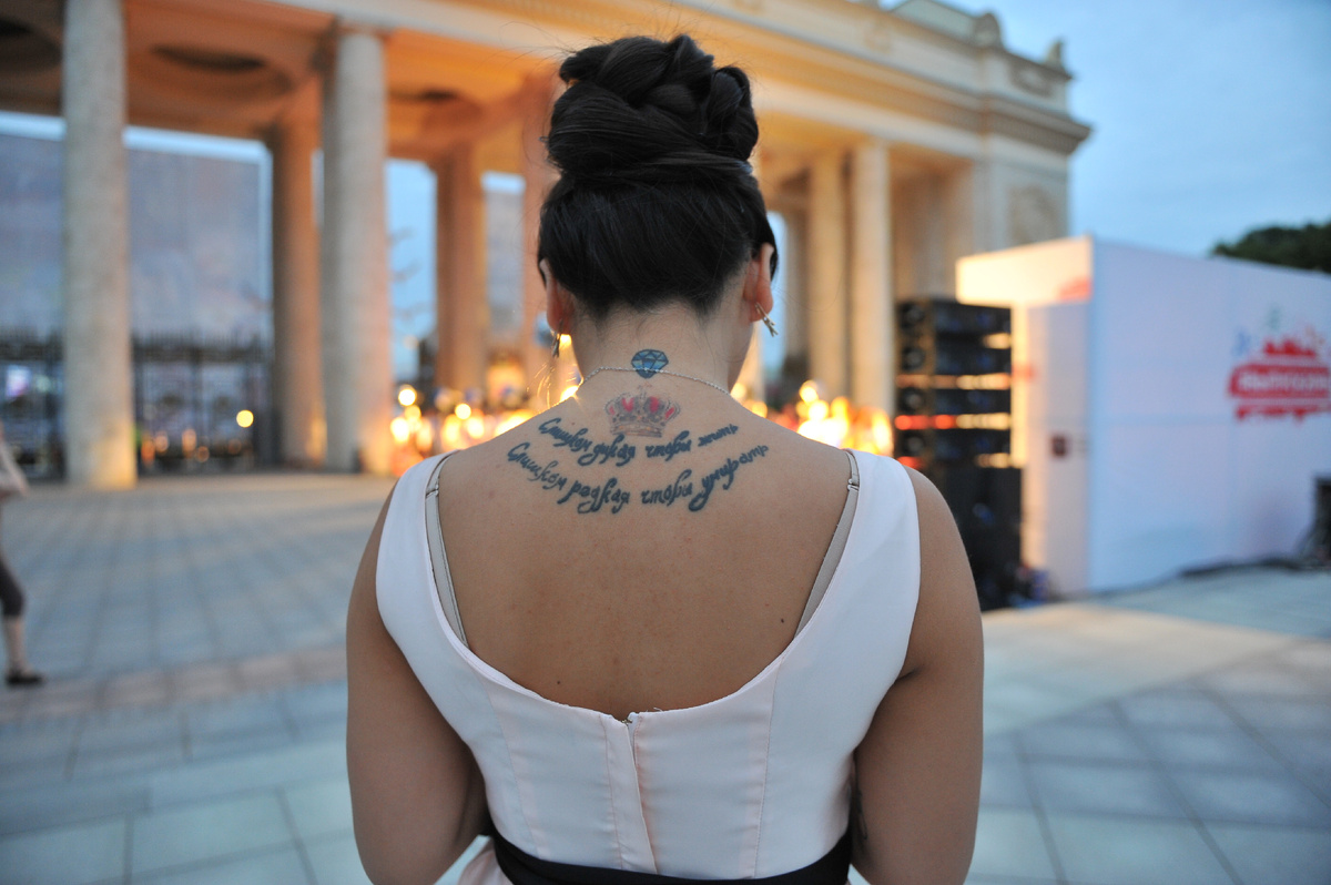 Наряд девочки привел к сканадалу. Фото носит иллюстративный характер