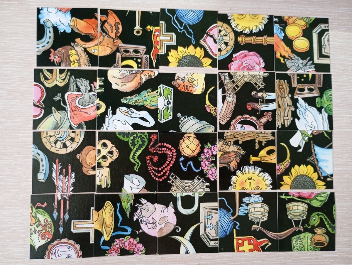 Мы видим разбитый горшок, бусы, стрелы, поросенок, коромысло