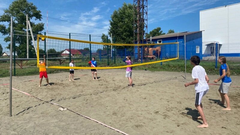     Детская команда «Росводоканал Барнаул» по волейболу провела летние сборы в спортивном комплексе «Бочкари». Фото предоставлено компанией «Росводоканал Барнаул», автор Анжелика Алпатова.