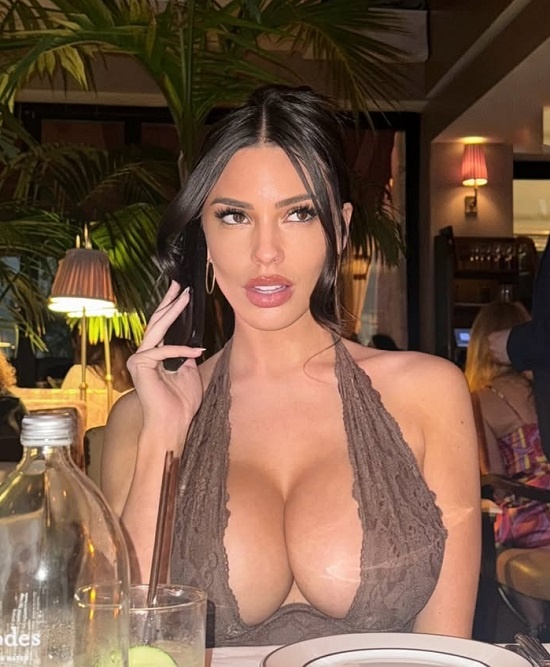 Пейдж Вулен