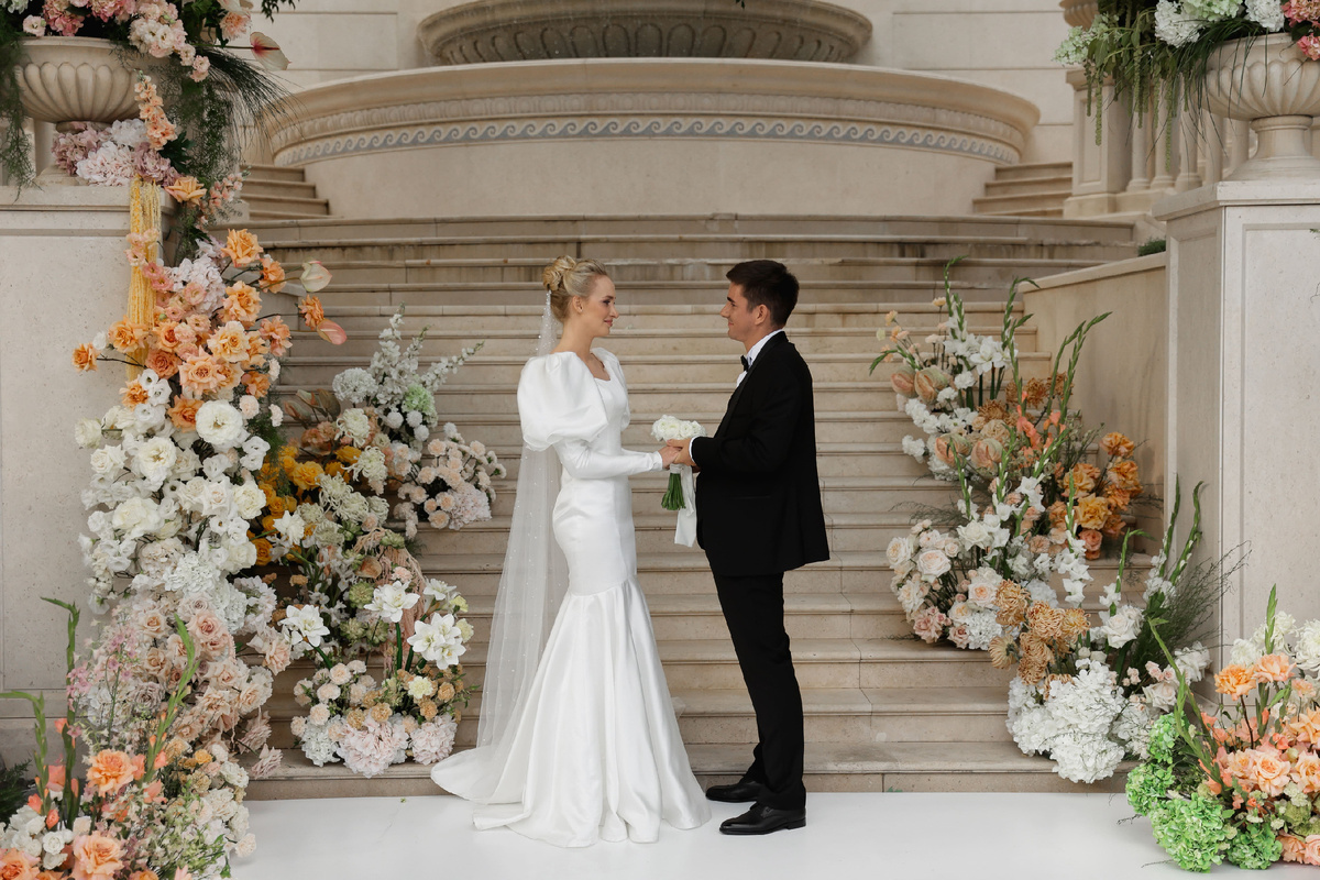 Свадьба в Крыму. Режиссёр торжества Екатерина Сливцова.