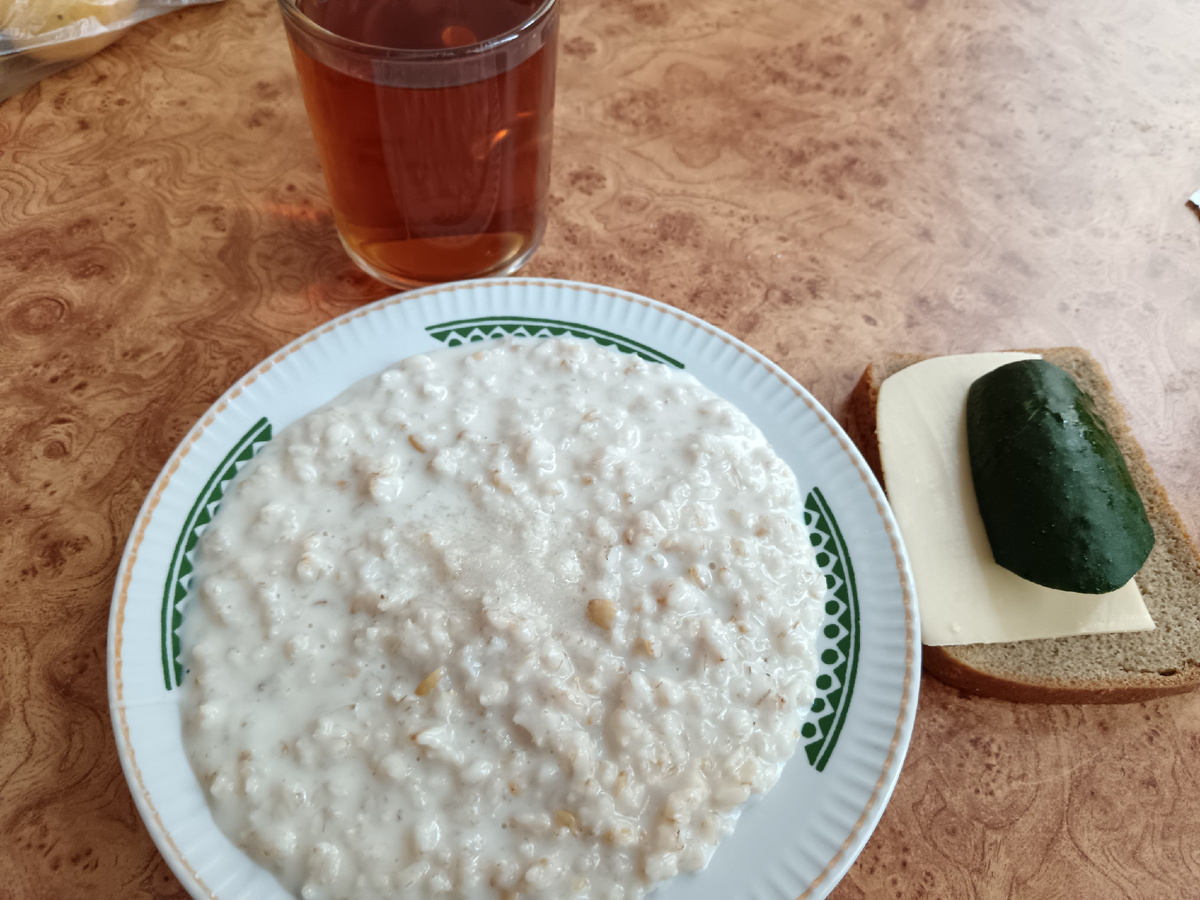 Завтрак с кашей