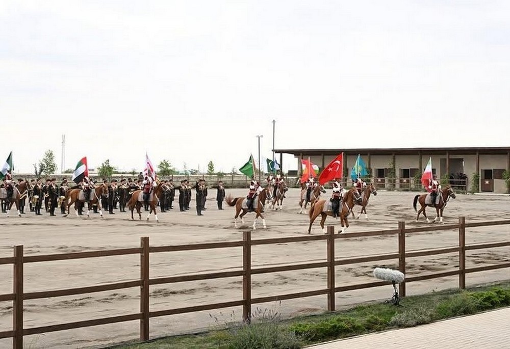 Культурная программа в рамках 17-го саммита Организации экономического сотрудничества (ОЭС), 3 июля 2025 года, Ханкенди, Азербайджан. (Фото: Пресс-служба Президента Азербайджана)