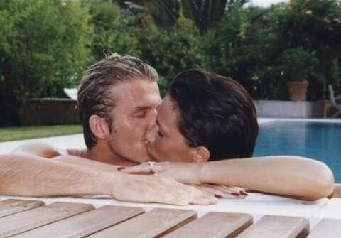    Дэвид и Виктория Бекхэмы отмечают годовщину свадьбы Соцсети Дэвида Бекхэма