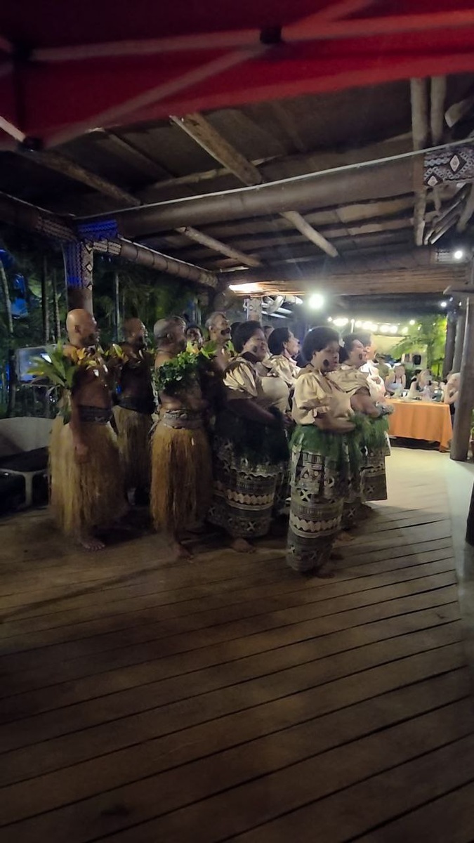 местные жители