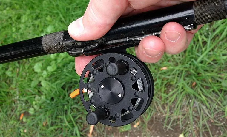 Катушка для поплавочной удочки: какую выбрать