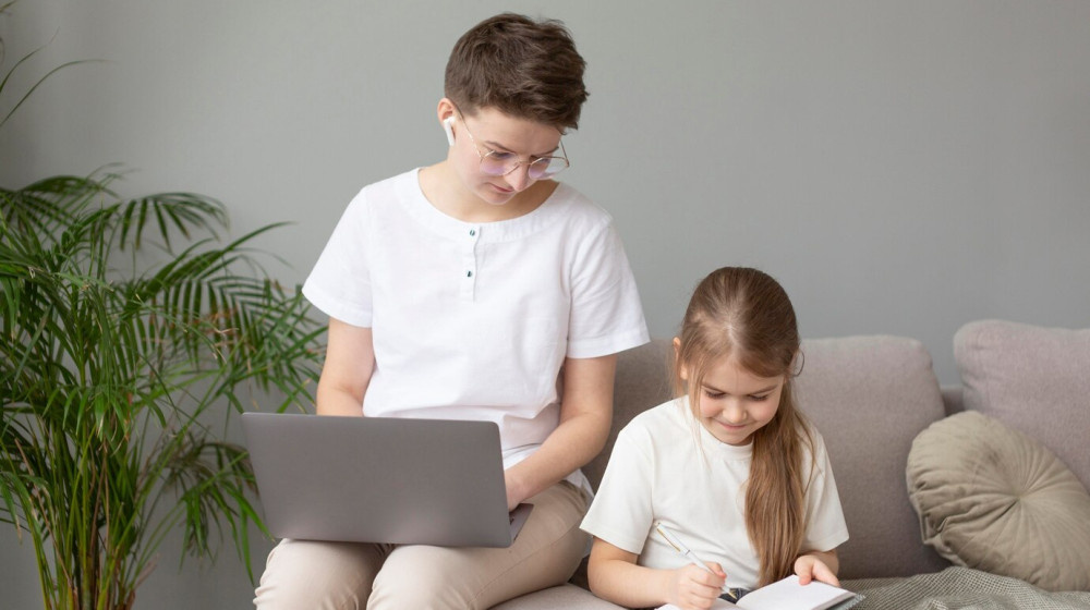    Подростки и бесплатный контент