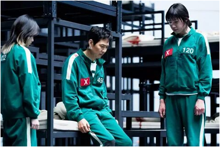 Главный герой сломлен после провала бунта и потери лучшего друга